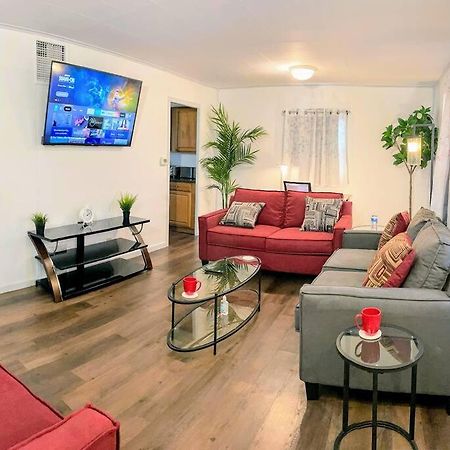 *King Bed/3Bds House Near Naval Base & 6Flags* Apartment Уокиган Екстериор снимка